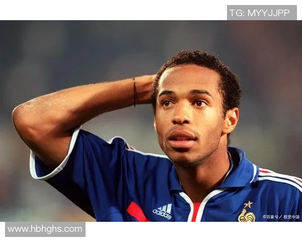 二十四号足球球星是谁揭秘 他们的传奇故事与球场表现 二十四号足球球星是谁揭秘 他们的传奇故事与球场表现