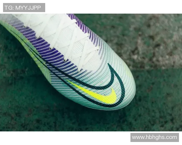 球星纷纷上脚GT2足球鞋 展现速度与力量的完美结合